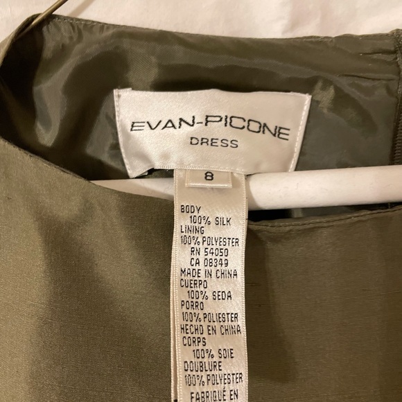 Olive green silk beaded dress - Picture 2 of 5